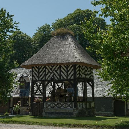 La Ferme Chevalier Hotel Equemauville Exterior photo